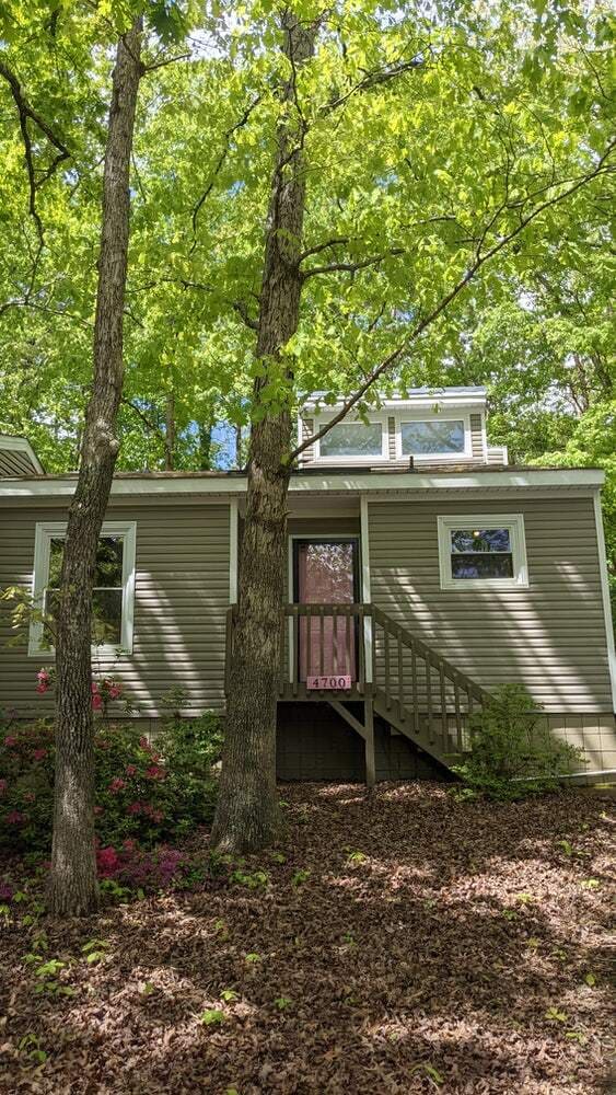 Photo - 4700 Cornwall Pl