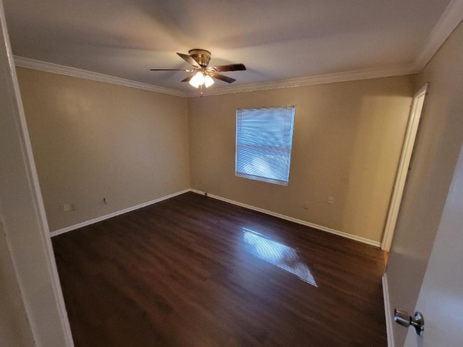 Photo - 129 Auburn Pl