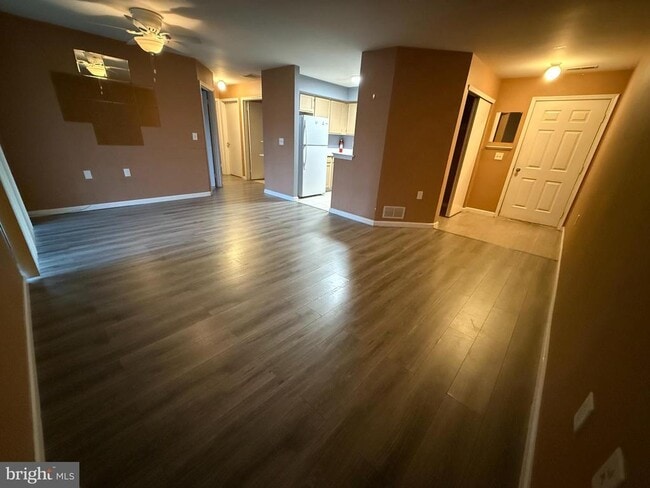 Building Photo - 414 Walden Cir Unit 414