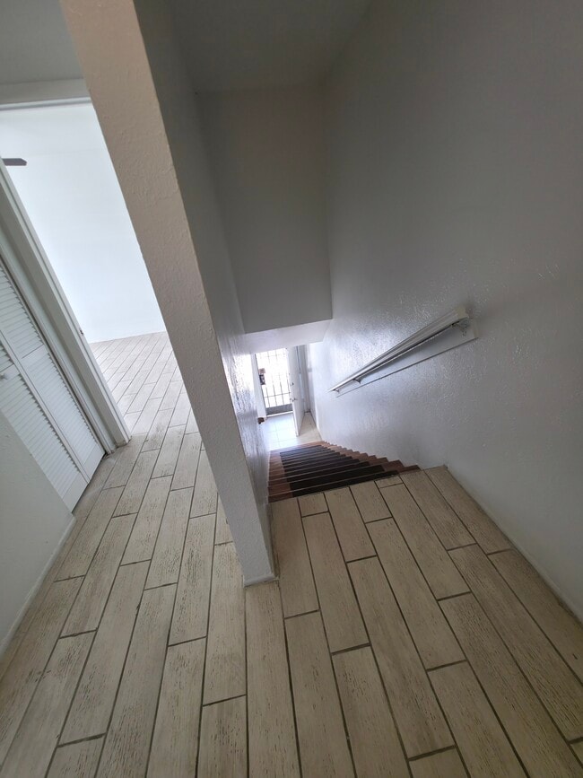 Photo - 4029 Billingsgate Rd Unit 2006