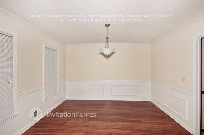 Photo - 4640 Mountain Creek Dr House