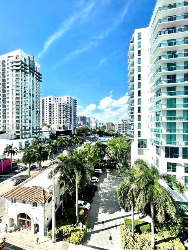 Photo - 350 NE 24th St Unit 709