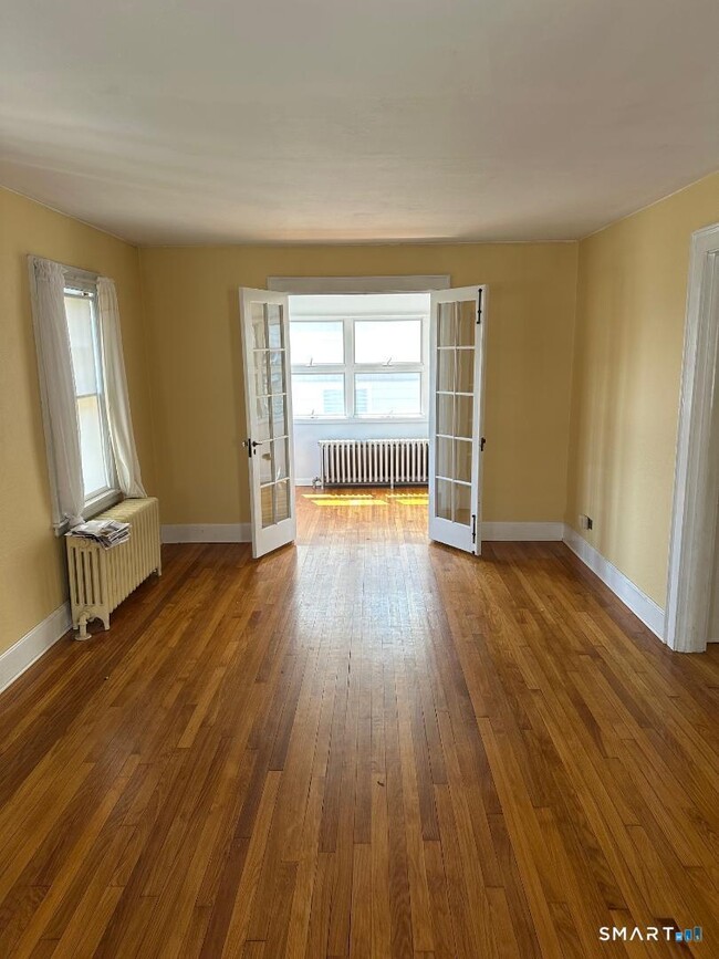 Photo - 28 Hobbie St
