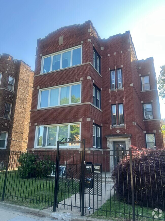 Building Photo - 8000 S Champlain Ave Rental