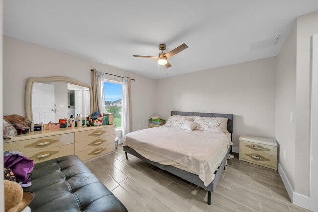 Photo - 314 NW 25th Pl