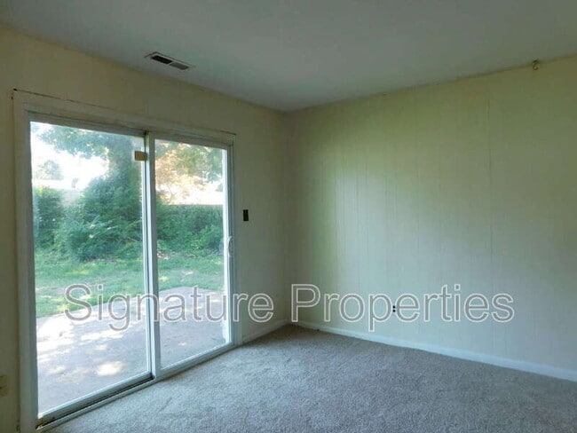 Photo - 3825 Annie Ln