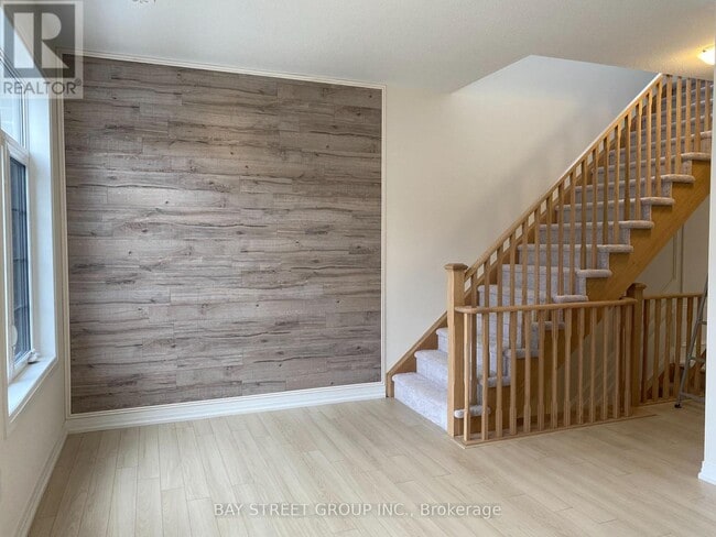 Photo - 15 Sissons Wy