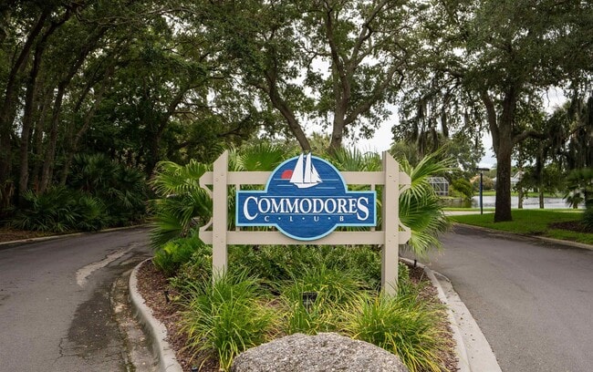 Photo - 2325 Commodores Club Blvd