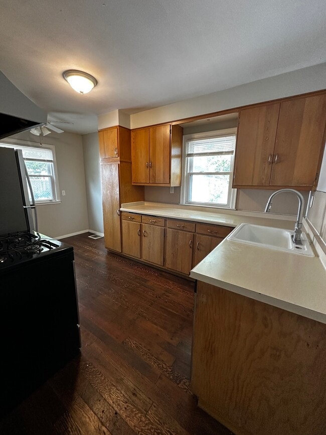 Photo - 5012 E 54th St