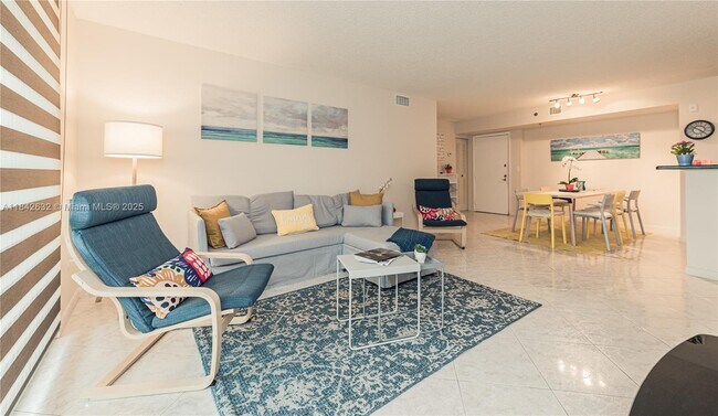 Photo - 19801 E Country Club Dr Unit 4303