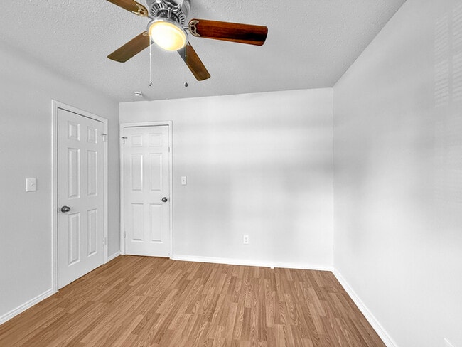 Photo - 4325 Prairie Ln