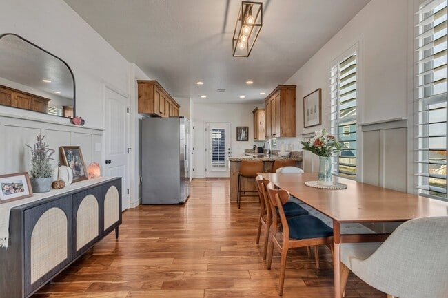 Photo - 4253 W Clarks Hill Dr