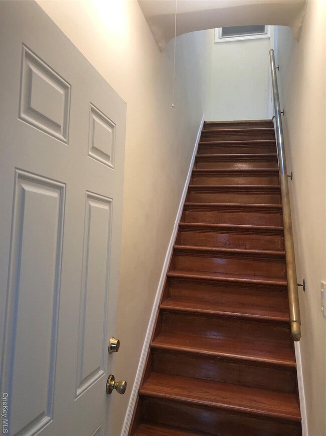 Photo - 30-11 85th St Unit 2