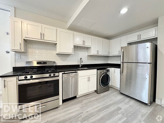 Building Photo - 732 W Roscoe St Unit 2S Rental