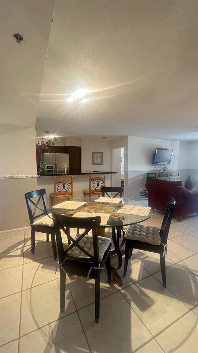 Photo - 19999 E Country Club Dr Unit 1303