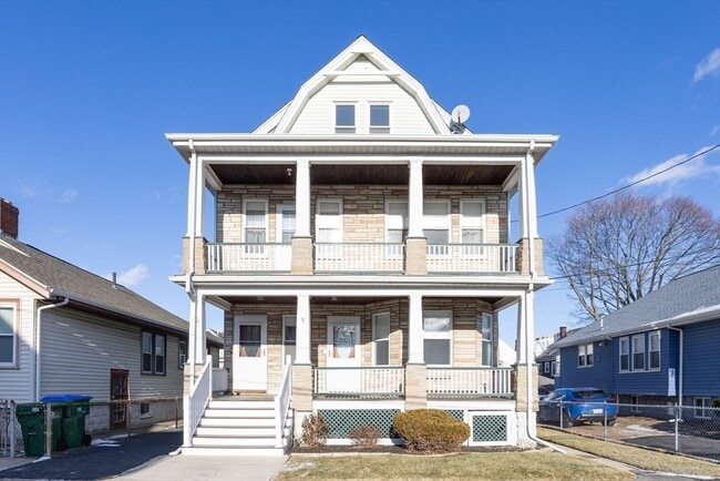 Building Photo - 9 St James Rd Unit 9