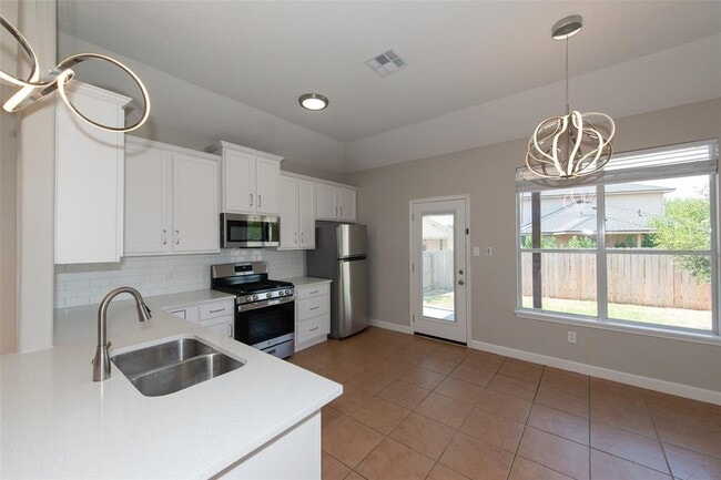 Photo - 141 Kype Cove
