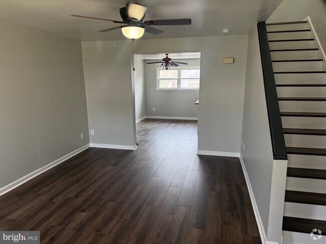 Building Photo - 7150 Radbourne Rd Rental