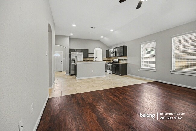 Photo - 6911 Rosemont Ct