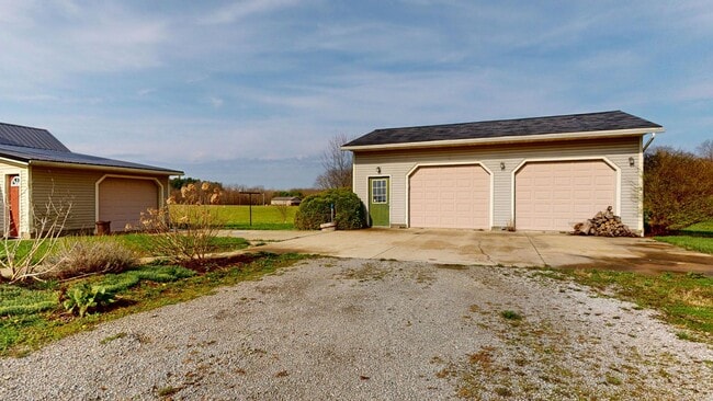 Photo - ALL UTILITES PAID COUNTY HOME IN PLYMOUTH-SHILOH SCHOOLS