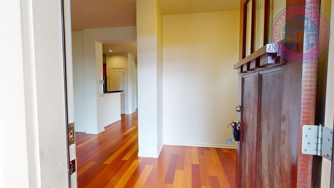 Photo - Bethany - Luxury Home, Central Air-Conditioning, Community Pool, Pet Welcome