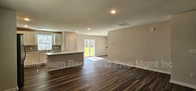 Photo - 1615 Cannonball Ln