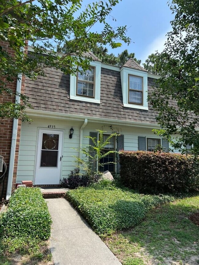6-7 month lease term!!! Popular town home ... - 6-7 month lease term!!! Popular town home ...