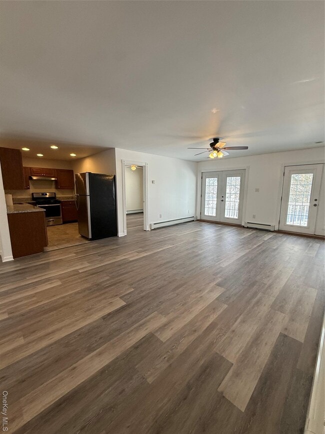 Photo - 24 St James Pl Unit Apt #1