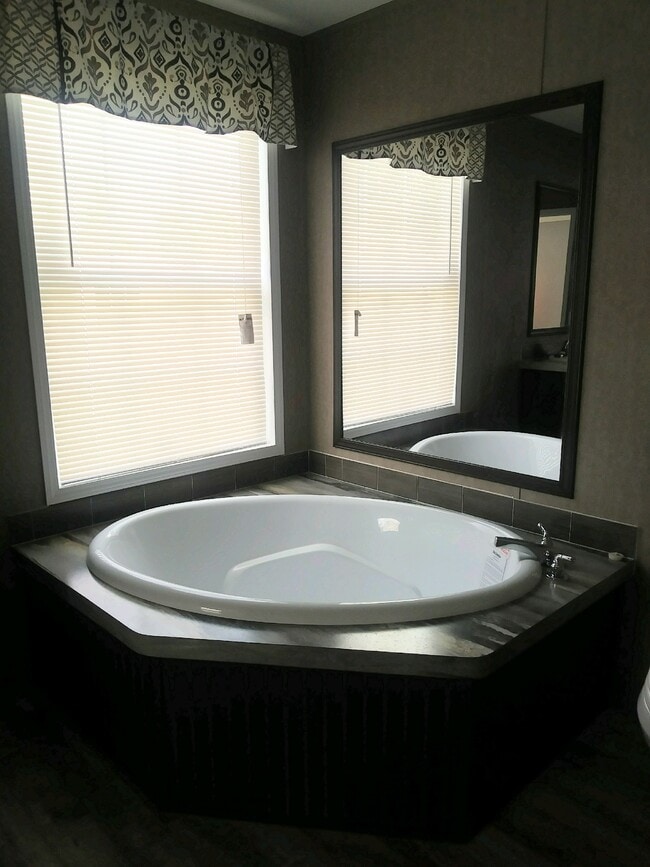 4348 Theresa Ct