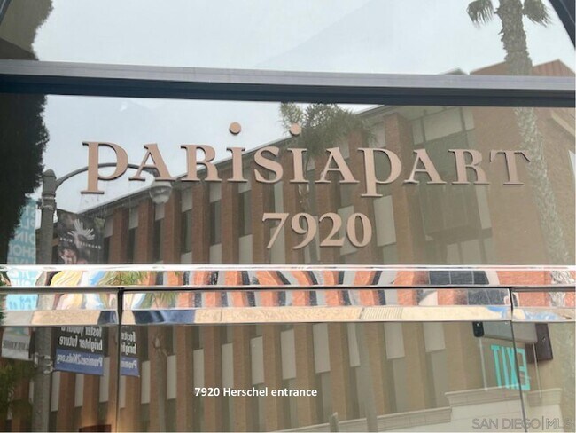 Photo - 7920 Herschel Ave Unidad Penthouse #35