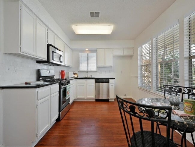Photo - 3805 Tattershall Ln