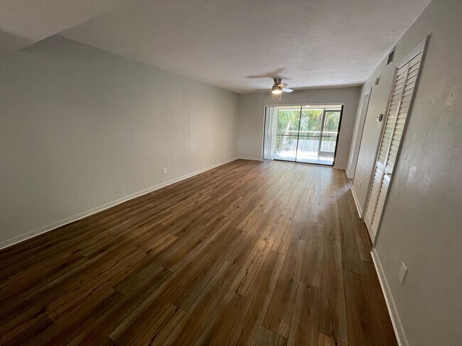 Photo - ANNUAL RENTAL - 2 BED / 2 BATH - IN PINE H... Unidad 23