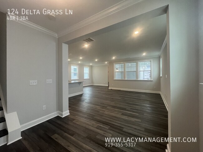 Photo - 124 Delta Grass Ln