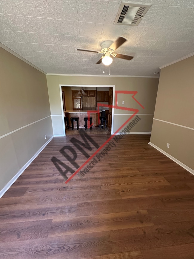 Photo - Beautiful 3 bed home!