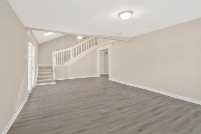 Photo - 1818 Waldrep Cir SE