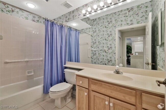Building Photo - 17040 Willowcrest Way Unit 205 Rental