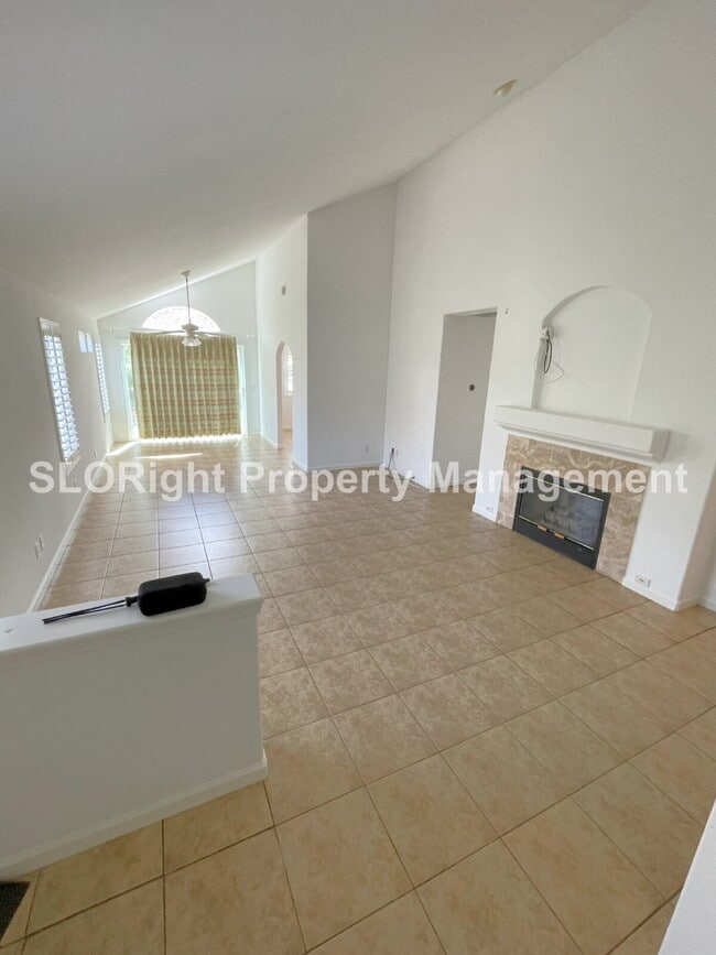 AVAILABLE AUGUST- Beautiful 3 Bed / 2 Bath in Nipomo