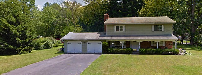 Front of house - 13A Harding Avenue Unit 13A