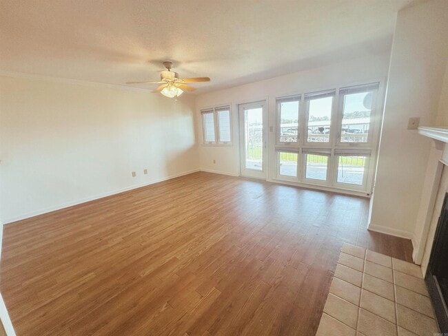 Photo - 142 Lake Hamilton Dr Unidad 104