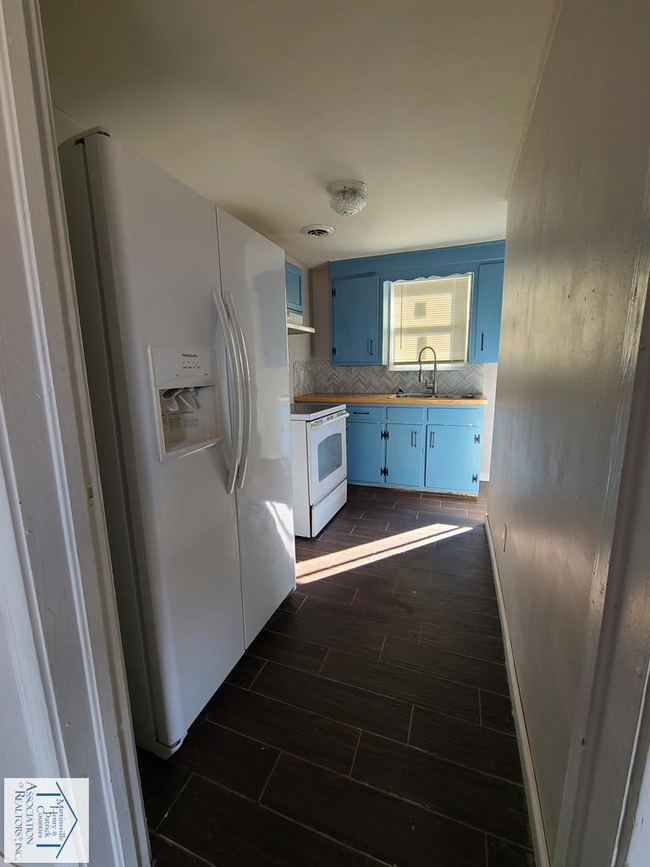Photo - 832 Smith St Townhome
