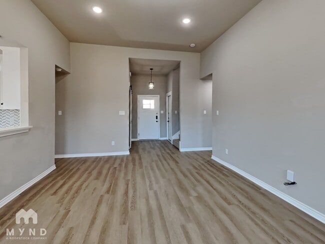 Photo - 5401 Ashworth Ct