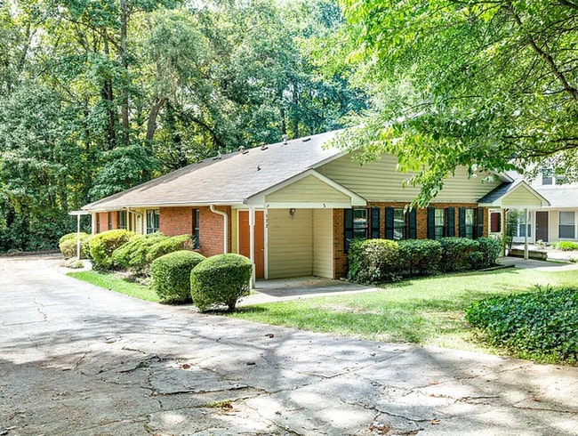 Building Photo - 572-574 Wedgewood Dr. Unit 572