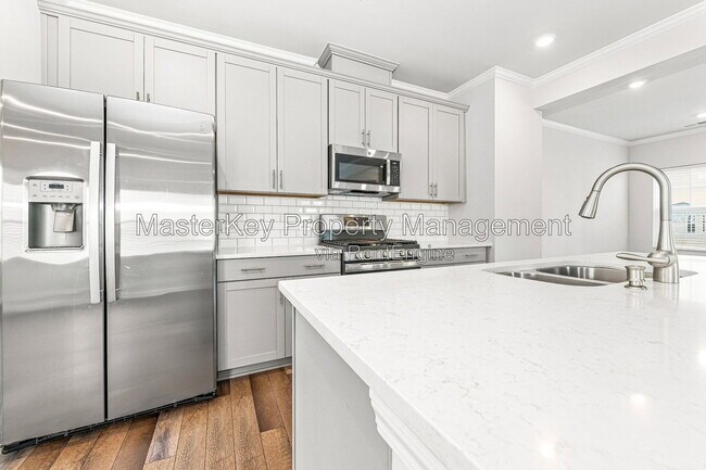 Photo - 3001 Brellon Ln