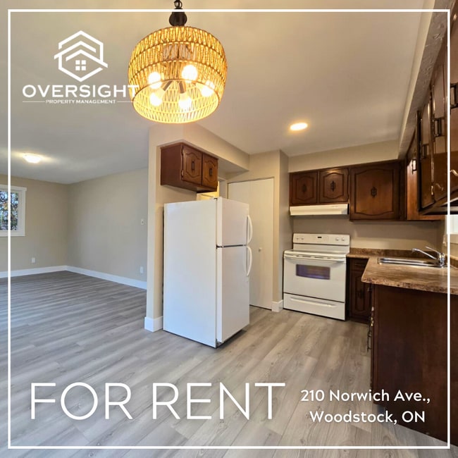 Building Photo - Newly Renovated 2-Bedroom in Woodstock!!