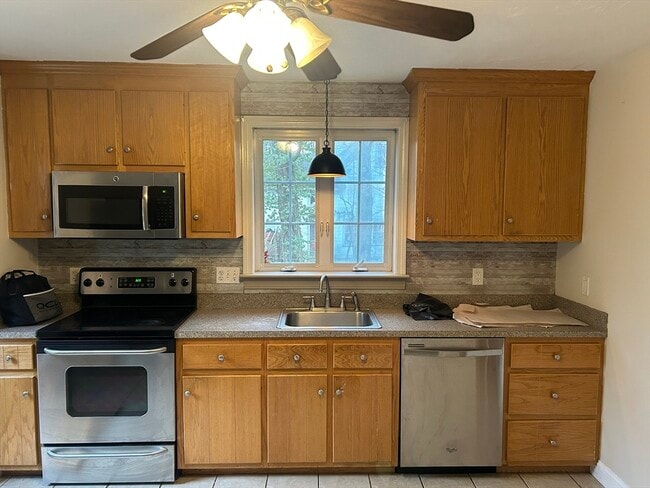 Photo - 31 Wellington St Unit 1