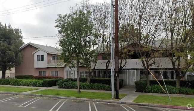Building Photo - 1722 Toberman St Rental