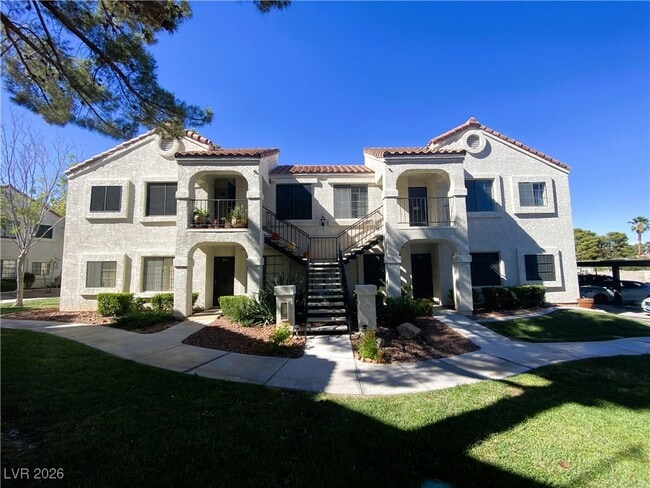 Building Photo - 4712 Nara Vista Way Unit 204