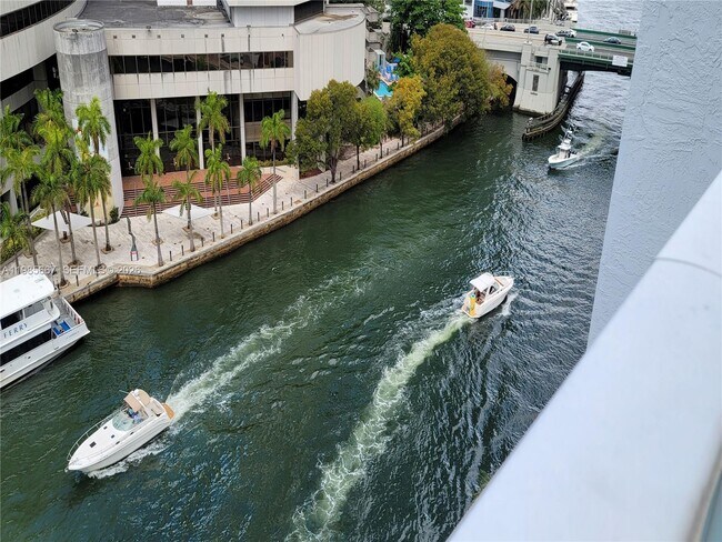 Photo - 31 SE 5th St Unit 1110