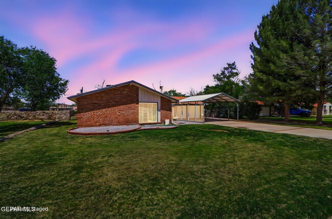 Photo - 809 Del Mar Dr