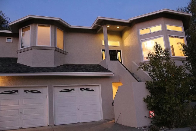 Photo - 165 Ramona Rd